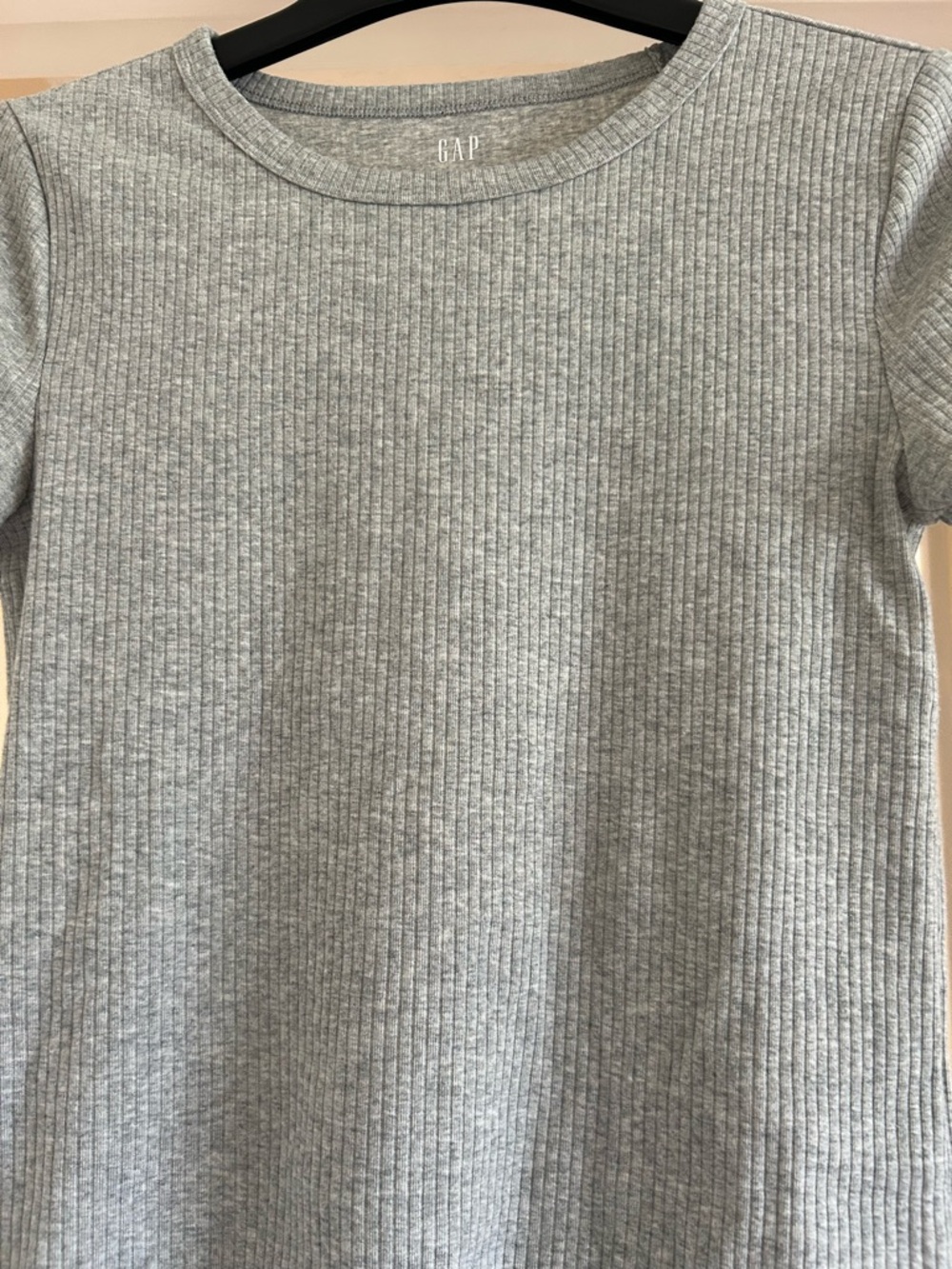 GAP Ribbed Gray Size Small Short Sleeve Tee - Picture 4 of 4